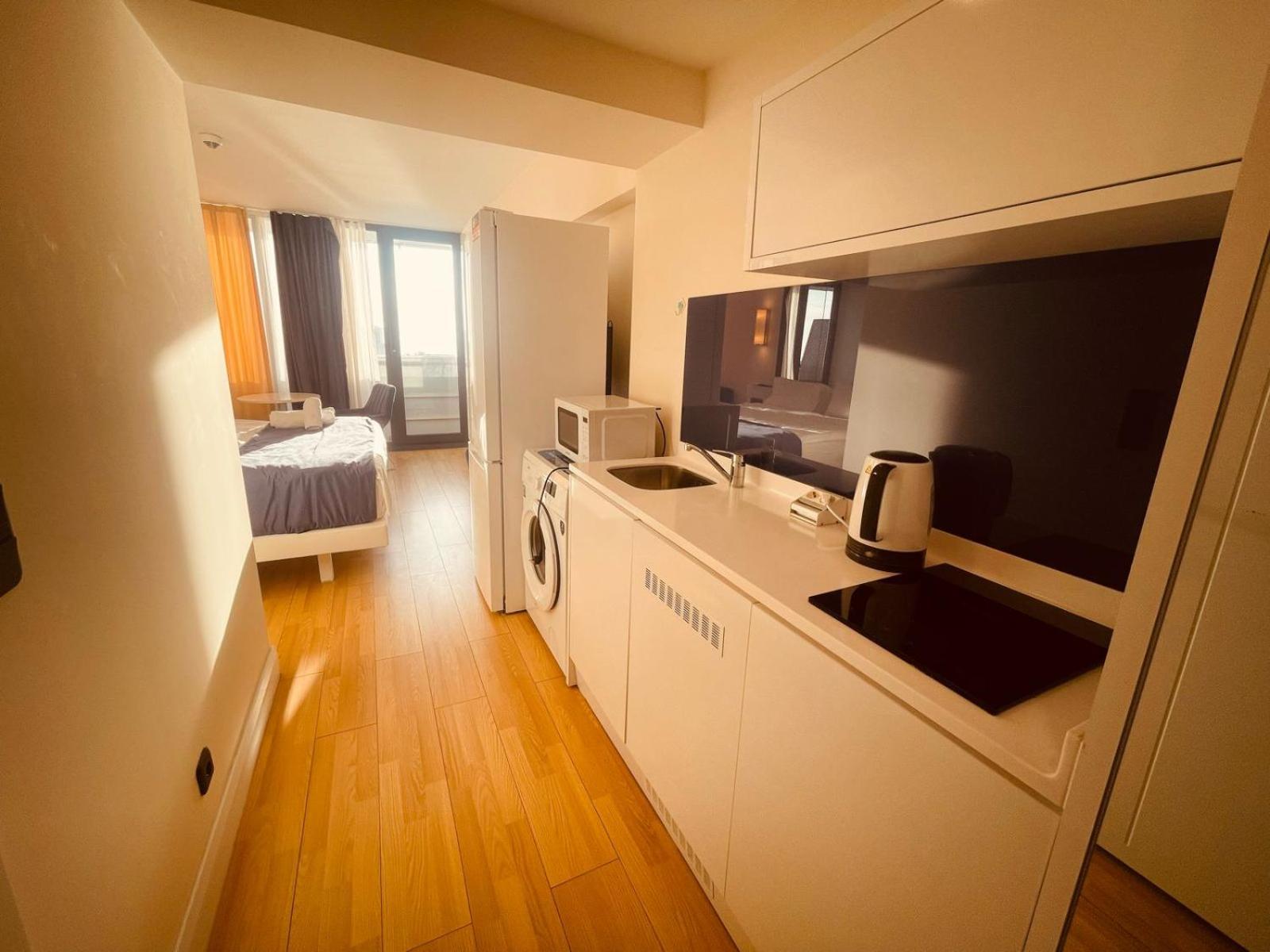 Appartamento Holiday In Orbi Batumi Esterno foto