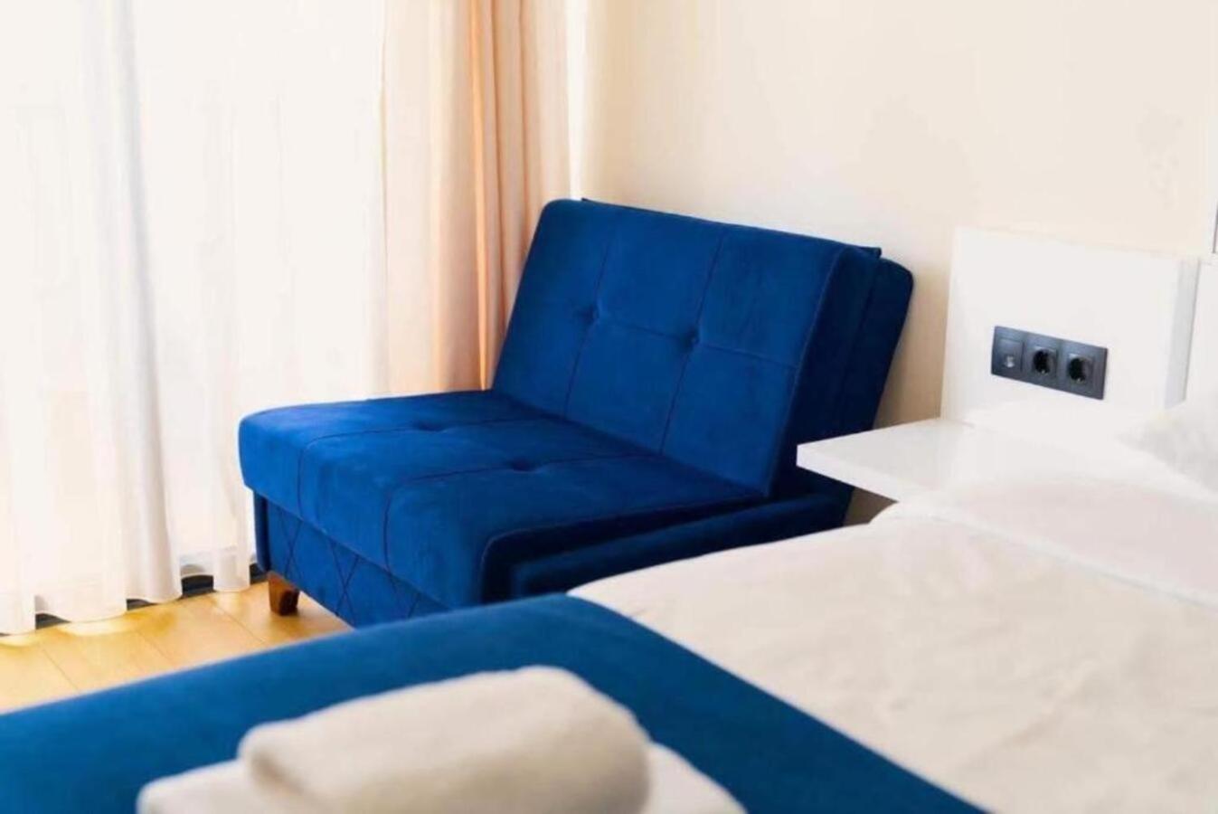 Appartamento Holiday In Orbi Batumi Esterno foto